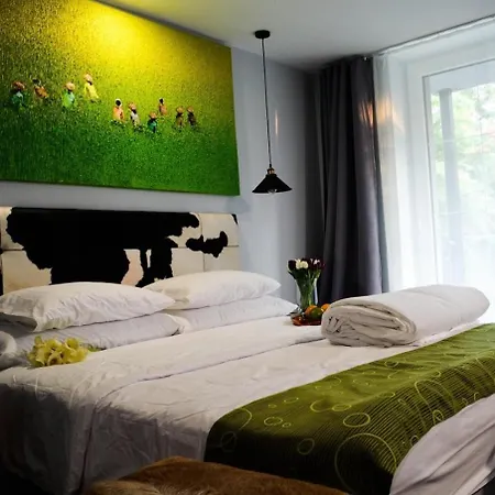 The One Apartments (Adults Only)